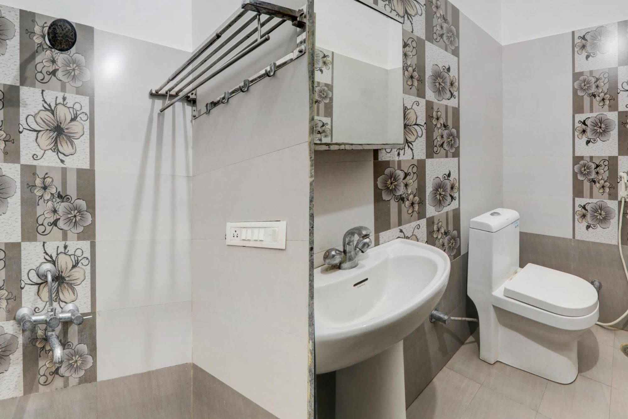 Hotel O Intercity Inn Лакхнау Экстерьер фото